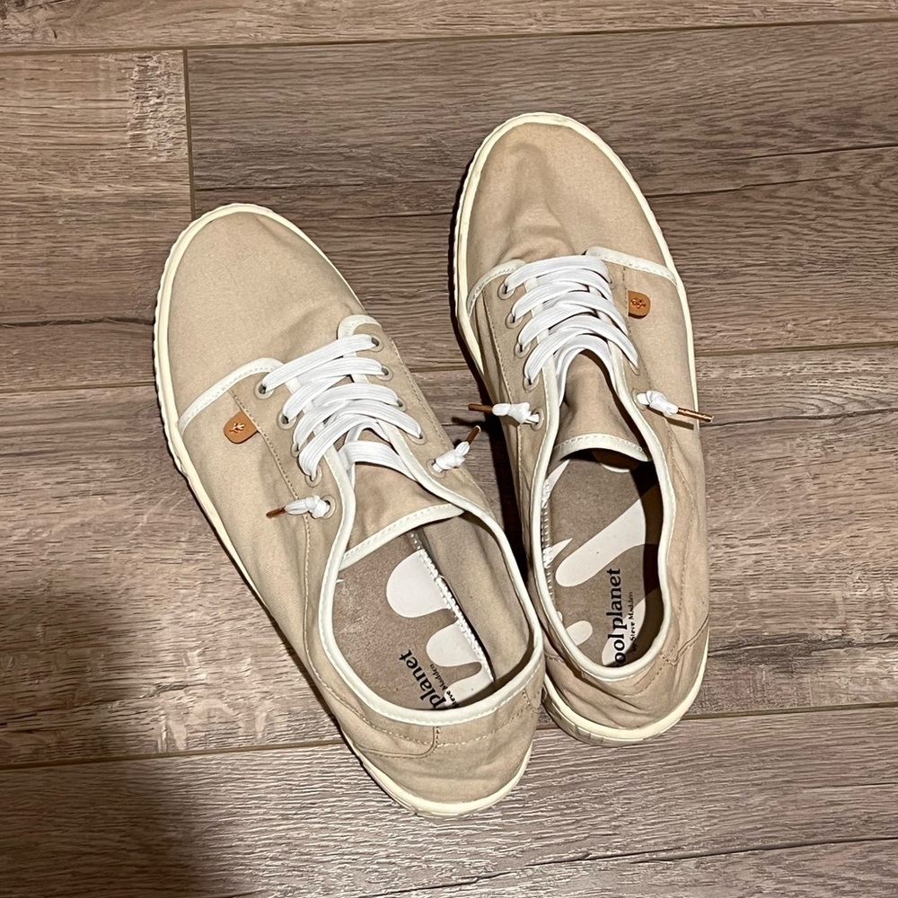 Cool Planet by Steve Madden Maevee Platform Sneaker (taupe colored) - Picture 2 of 16